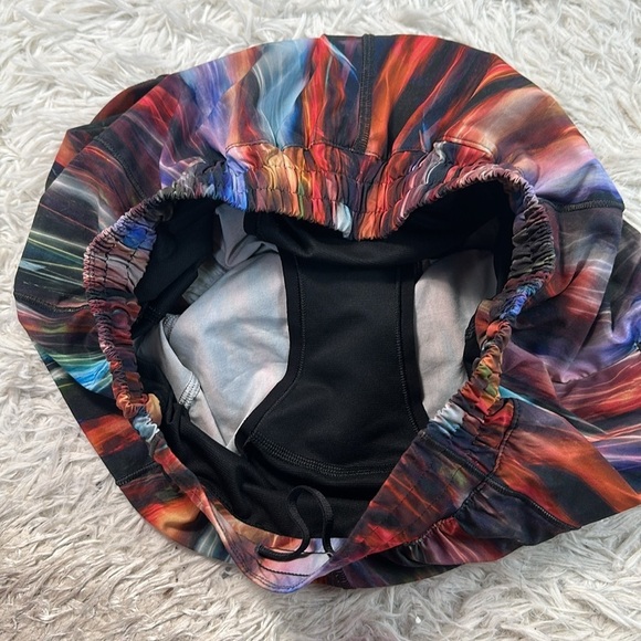 Lululemon Hotty Hot Short II *Long 4" Chroma Fusion Multi / Black - Picture 3 of 6